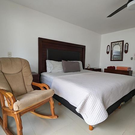 Villa Aurora Beautiful Beachfront Apartment Cancun Dış mekan fotoğraf