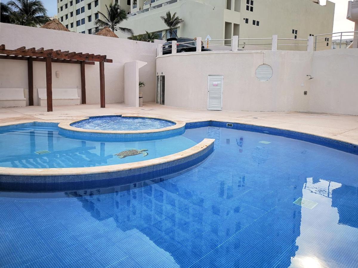 Villa Aurora Beautiful Beachfront Apartment Cancun Dış mekan fotoğraf