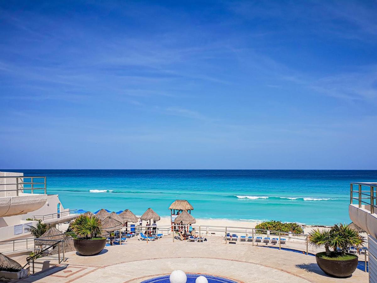 Villa Aurora Beautiful Beachfront Apartment Cancun Dış mekan fotoğraf